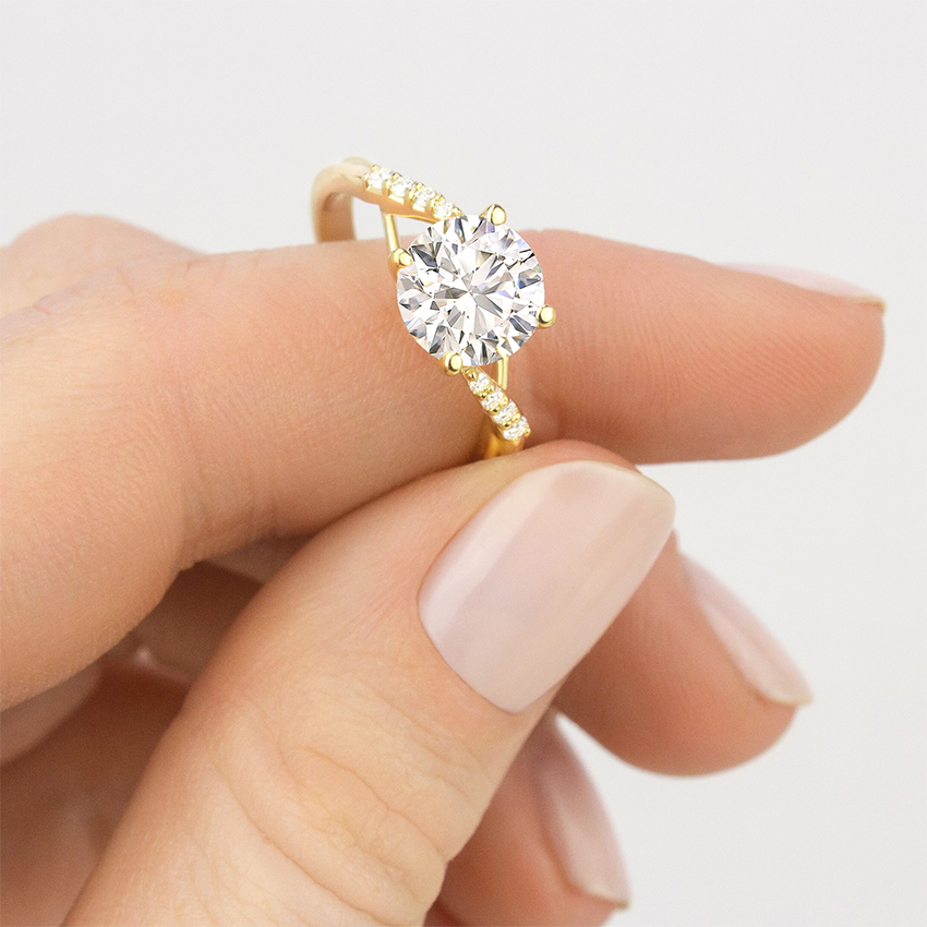 Chamise diamond ring top